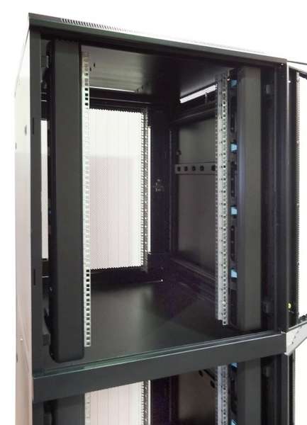 Naar omschrijving van AST19-8042GC - 19' Serverkast, 42U glazen deuren, 2 Compartimenten BxDxH 800x1000x2000mm