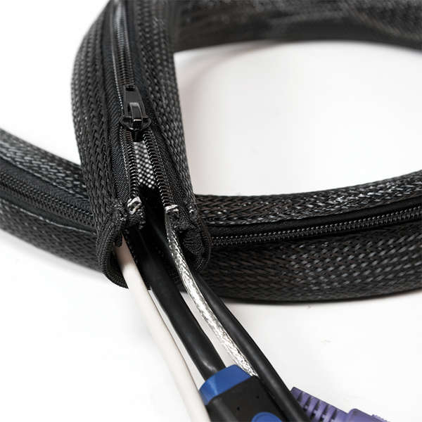 Naar omschrijving van KAB0046 - Flexible cable protection with zipper, 30 x 20 x 1000 mm