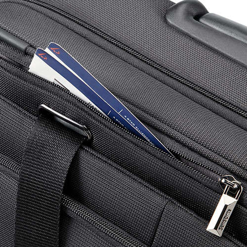 Naar omschrijving van SA1744 - Samsonite 08N09012 XBR trolley 15.6 inch, zwart